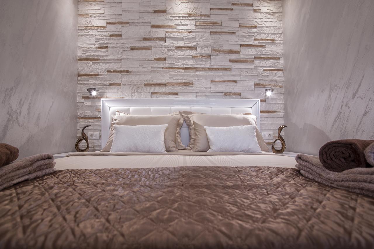 Luxury Boutique Studio Apartments Budua Esterno foto